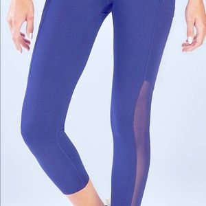 High Waist PowerHold Capri